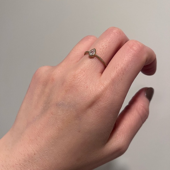 Diamonique Jewelry - NWT Diamonique Gold Teardrop Bezel Diamond Ring